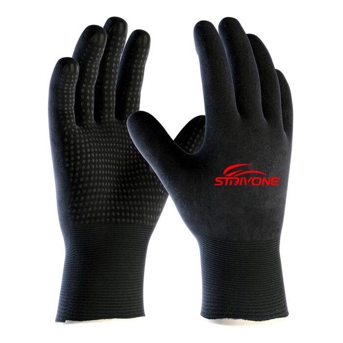 Dotted Gloves